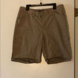 Khaki Capris